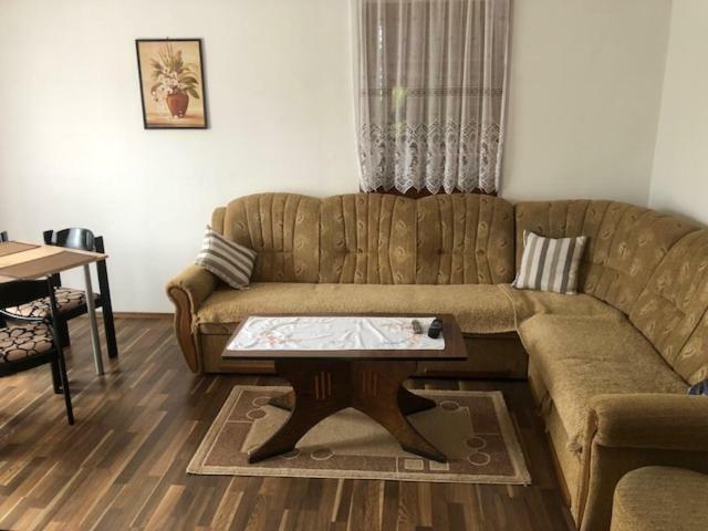 Apartman Nina Licko Petrovo Selo المظهر الخارجي الصورة