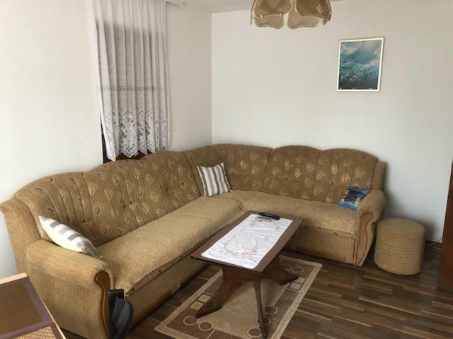Apartman Nina Licko Petrovo Selo المظهر الخارجي الصورة