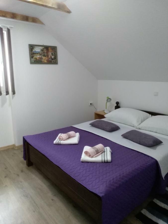 Apartman Nina Licko Petrovo Selo المظهر الخارجي الصورة
